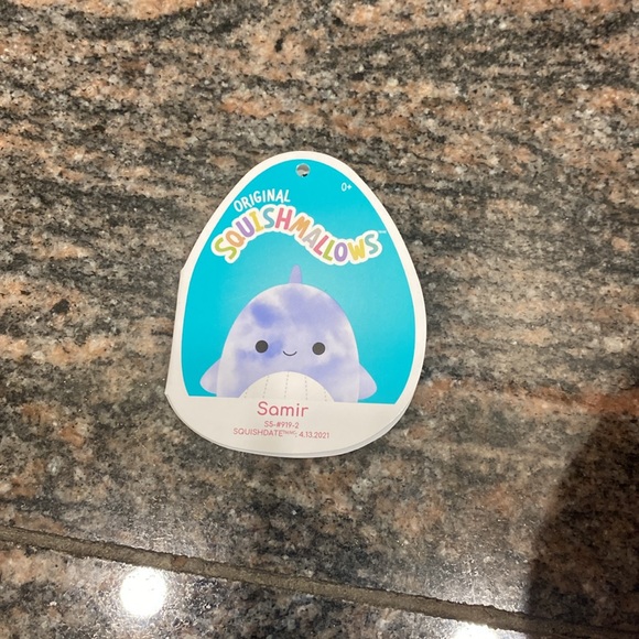 Squishmallows - Samir Whale - 5” - Picture 4 of 5